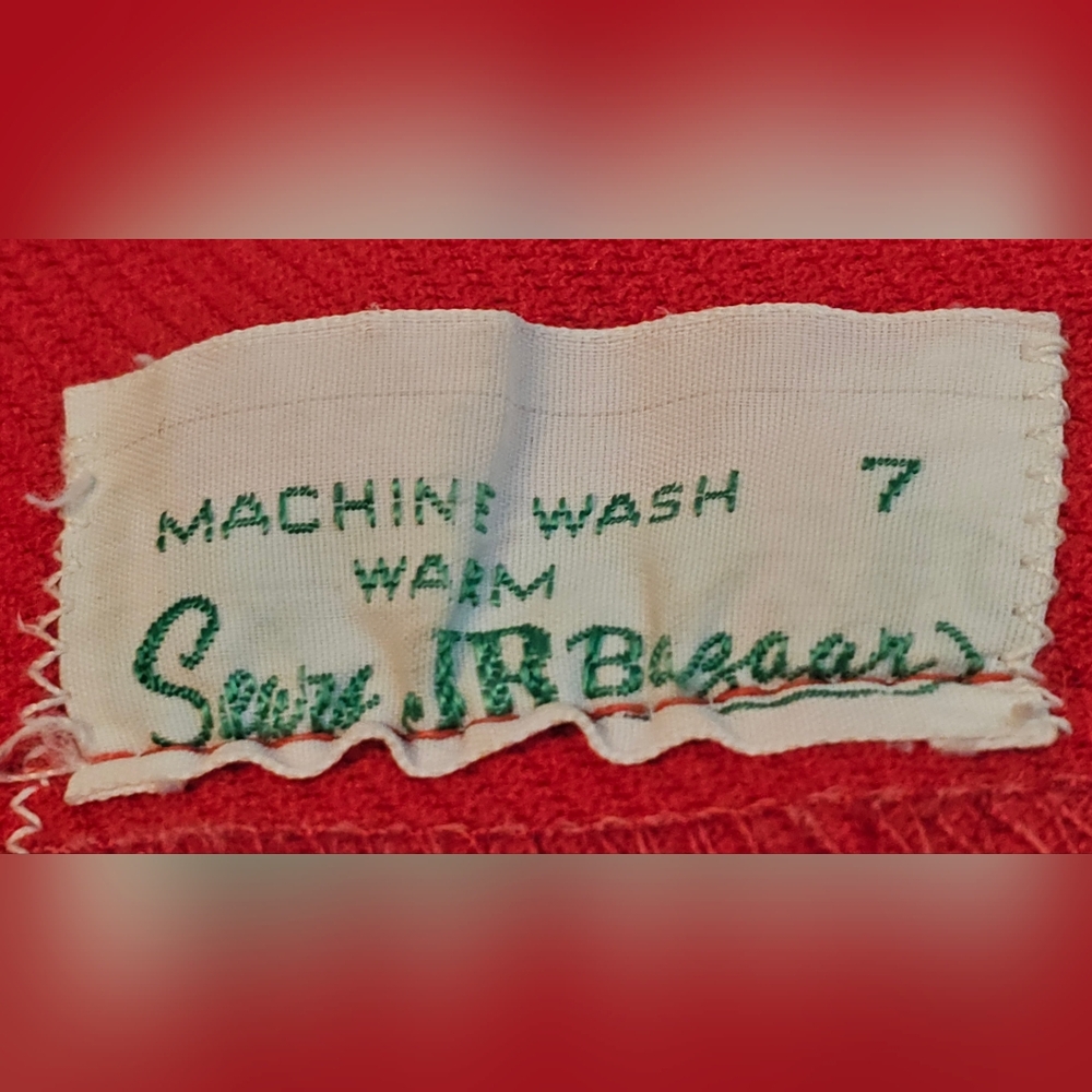 Vintage 70s Sears Women's High Waist Red Shorts Size 7 - Picture 5 of 10